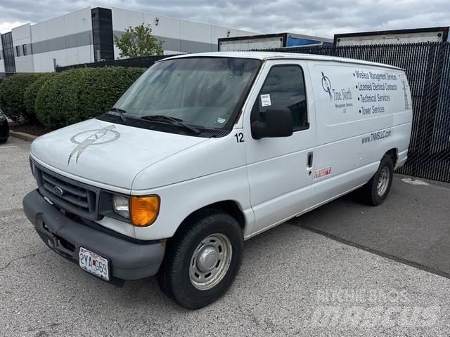 Ford  Furgoonautod