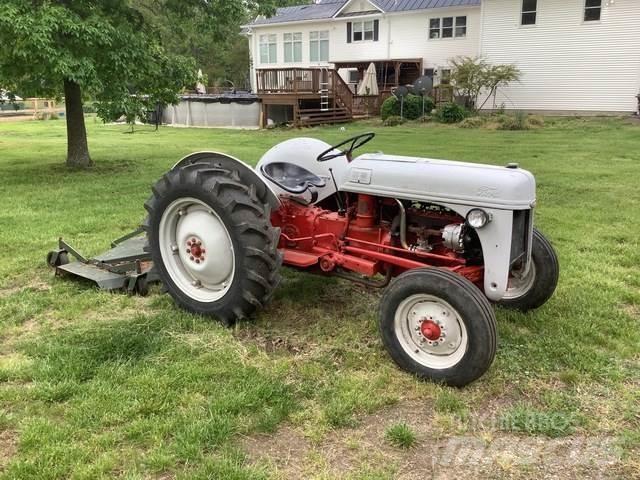 Ford 8N Traktorid