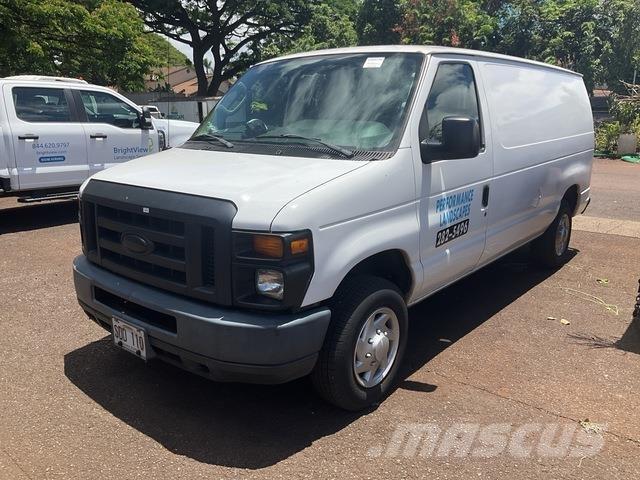 Ford E-150 Kaubikud