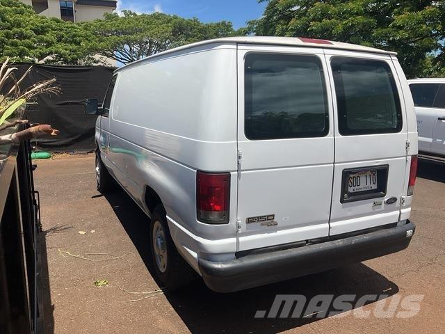 Ford E-150 Kaubikud