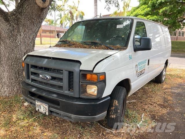 Ford E-150 Kaubikud