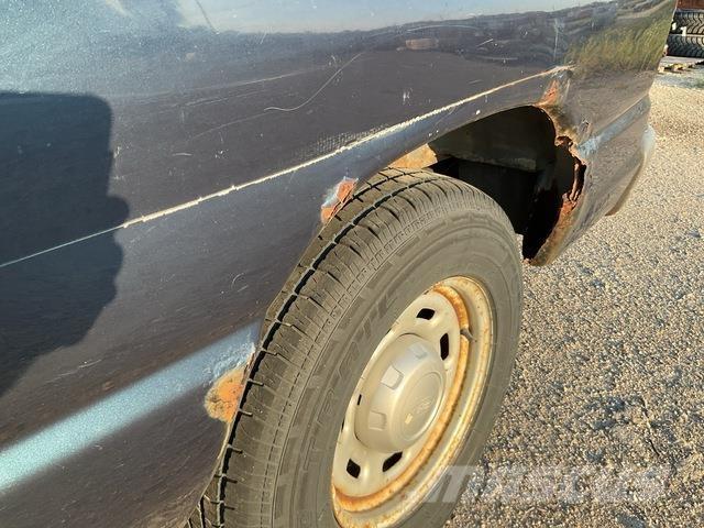 Ford E-150 XL Sõiduautod