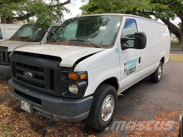 Ford E-250 Kaubikud