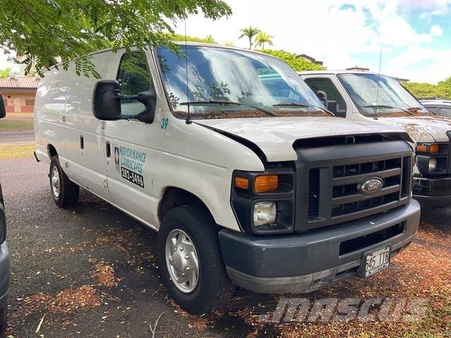 Ford E-250 Kaubikud