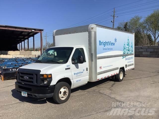 Ford E-350 Furgoonautod