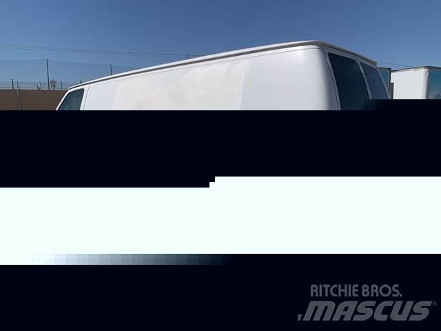Ford E-350 Kaubikud