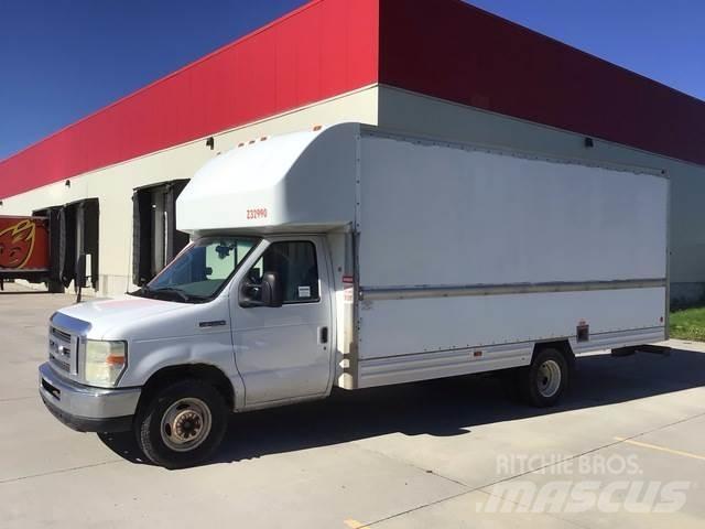 Ford E-350 Kaubikud