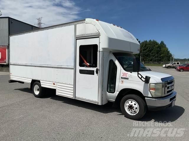 Ford E-350 Furgooniga kaubikud