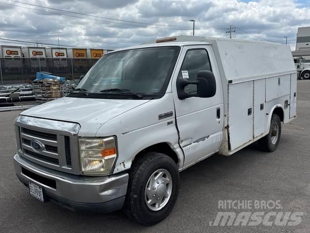 Ford E-350 Madelkaubikud