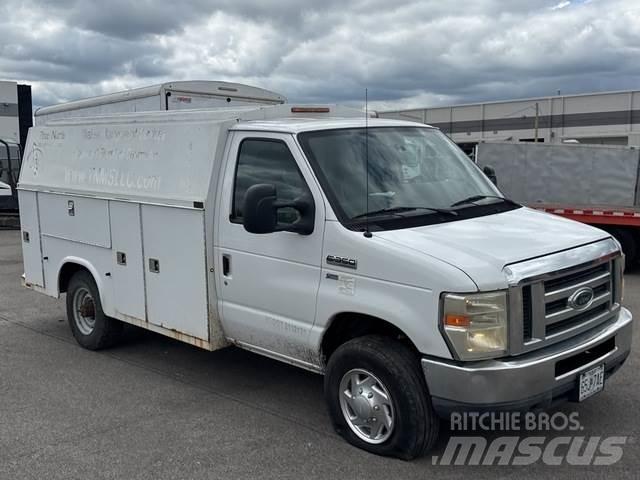 Ford E-350 Madelkaubikud
