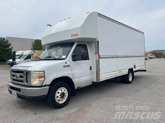 Ford E-350 Kaubikud