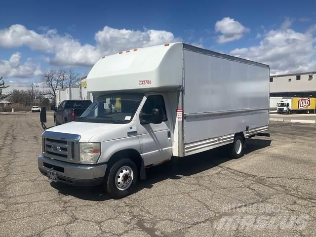 Ford E-350 Furgoonautod