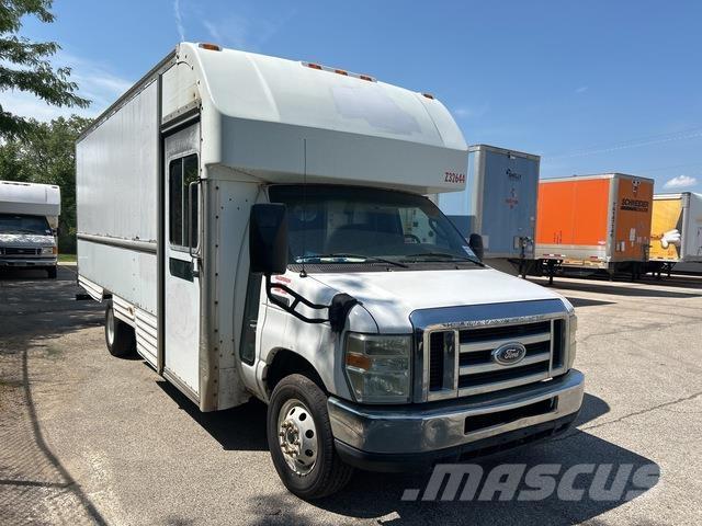 Ford E-350 Kaubikud