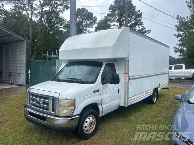 Ford E-350 Furgoonautod