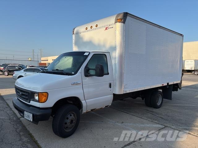 Ford E-350 Kaubikud