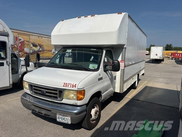 Ford E-350 Kaubikud