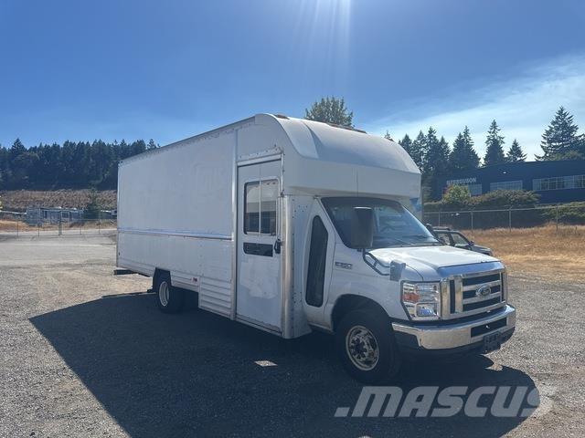 Ford E-350 Furgoonautod