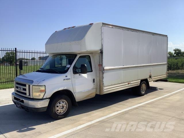 Ford E-350 Kaubikud