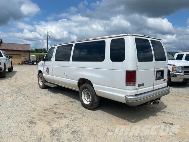 Ford E-350 Sõiduautod