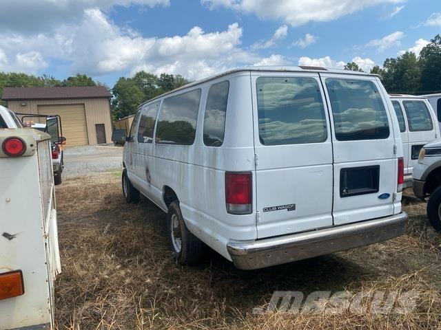 Ford E-350 Sõiduautod