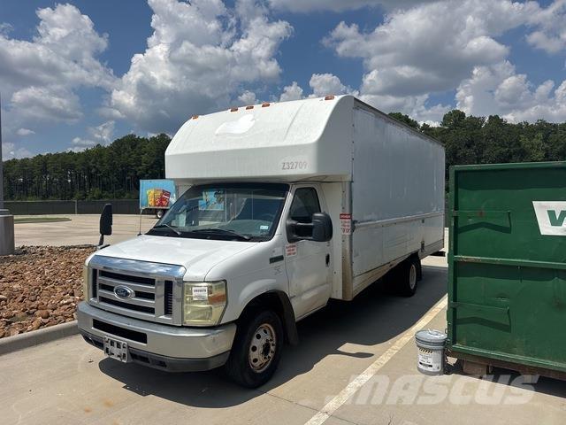 Ford E-350 Kaubikud