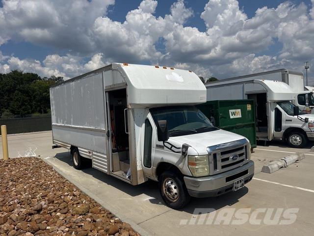 Ford E-350 Kaubikud