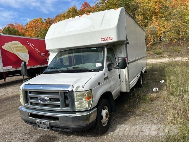 Ford E-350 Kaubikud