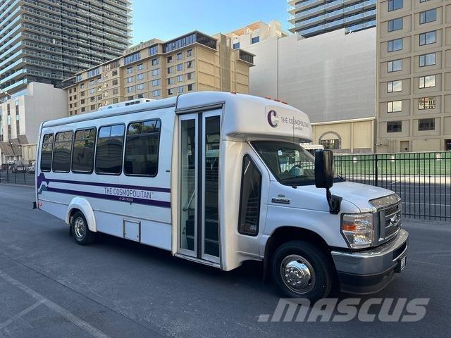 Ford E-450 Väikebussid