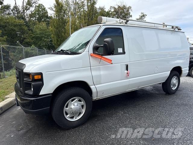 Ford E250 Kaubikud
