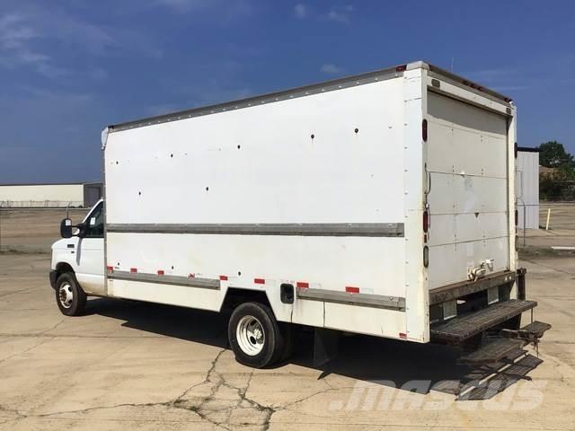 Ford E350 Furgoonautod