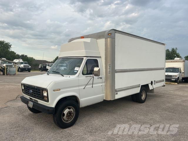 Ford E350 Furgoonautod