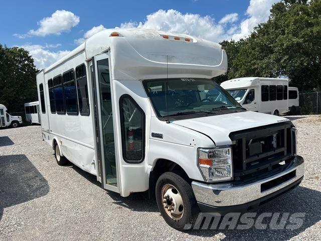 Ford E450 Väikebussid