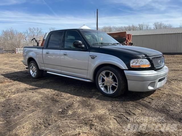 Ford F-150 Muu