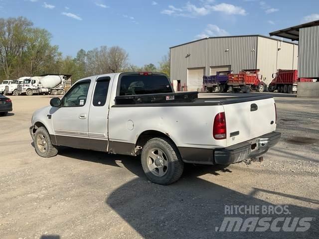 Ford F-150 Muu