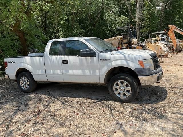 Ford F-150 Muu