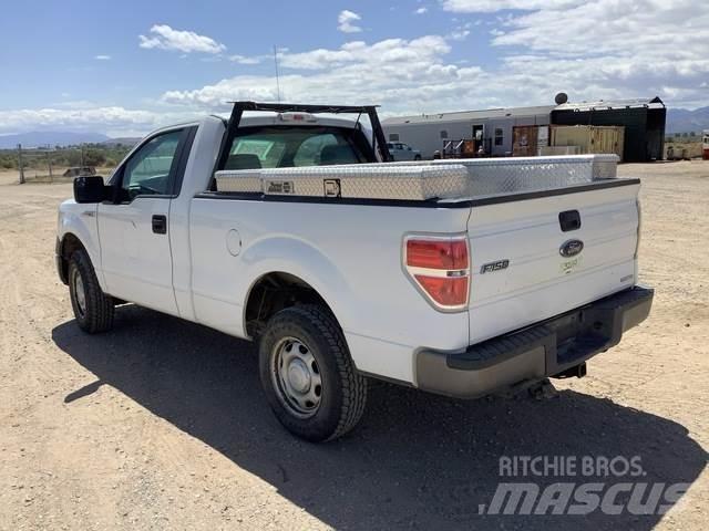 Ford F-150 Muu