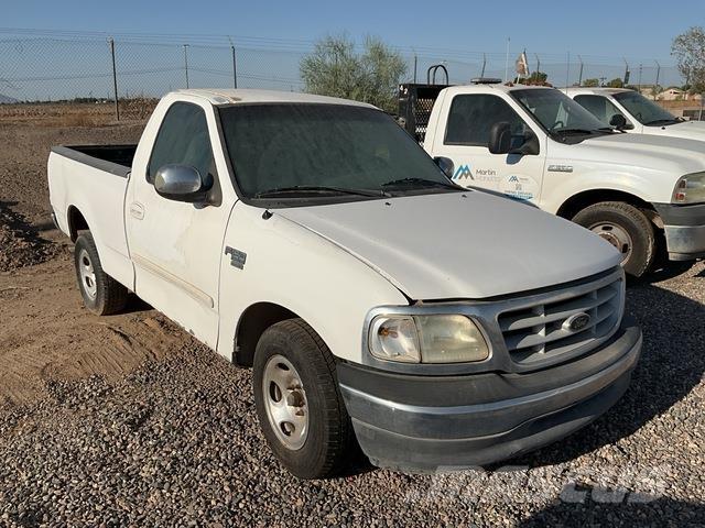 Ford F-150 Muu
