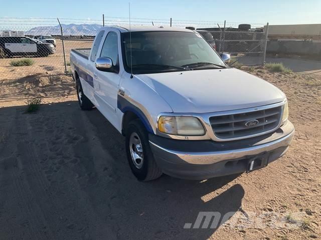 Ford F-150 XLT Muu