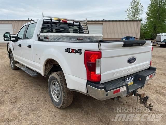 Ford F-250 Muu