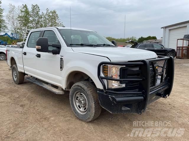 Ford F-250 Muu