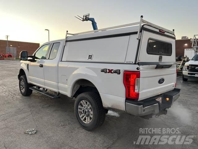 Ford F-250 Muu