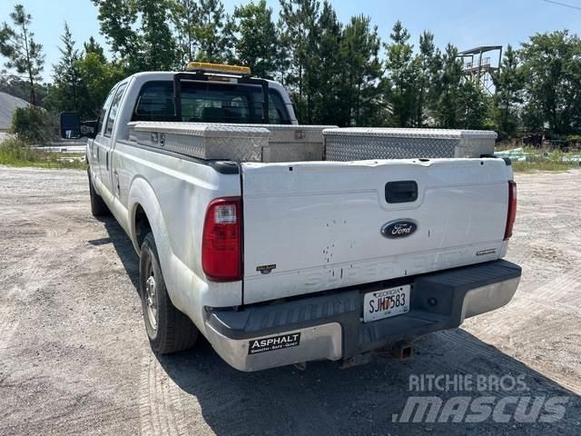 Ford F-250 Muu