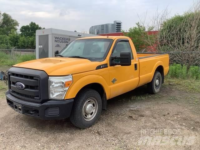 Ford F-250 Muu