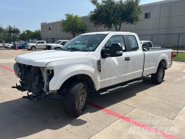 Ford F-250 Muu