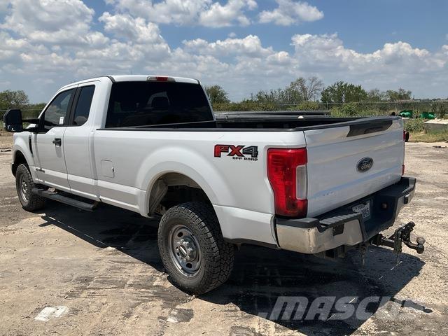 Ford F-250 Muu
