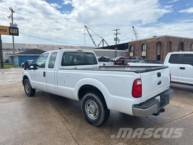 Ford F-250 Muu