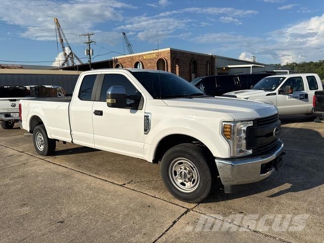 Ford F-250 Muu