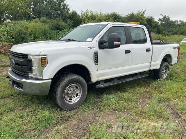 Ford F-250 Madelkaubikud
