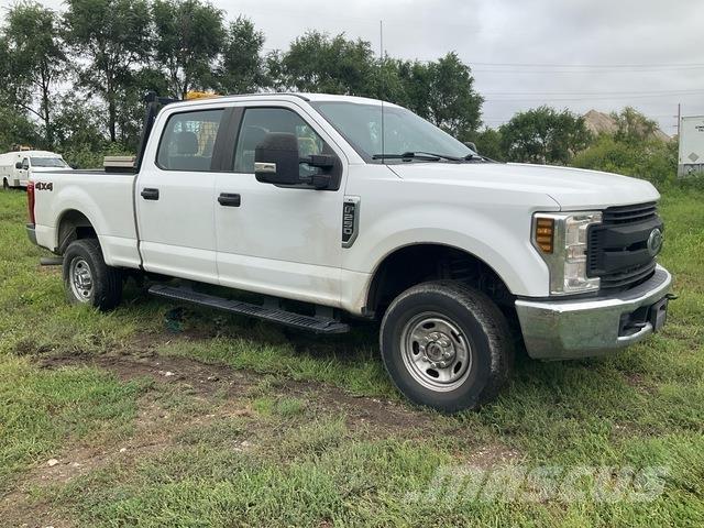 Ford F-250 Madelkaubikud