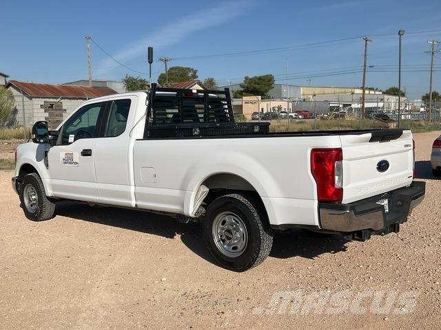 Ford F-250 Madelkaubikud